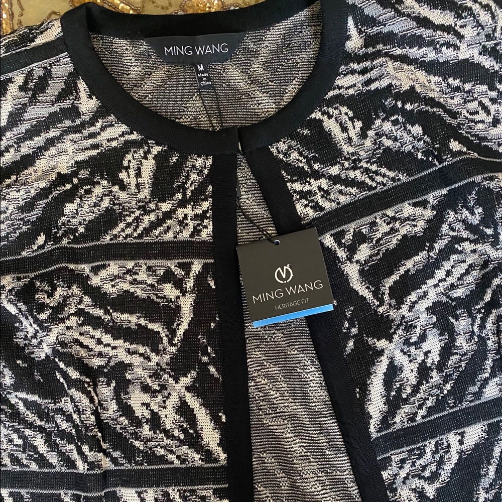 Ming Wang black and white sweater